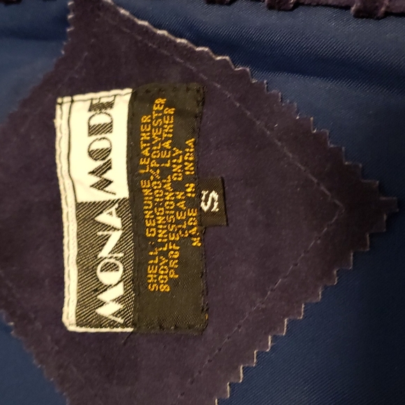 Vintage Leather Vest - Picture 4 of 6